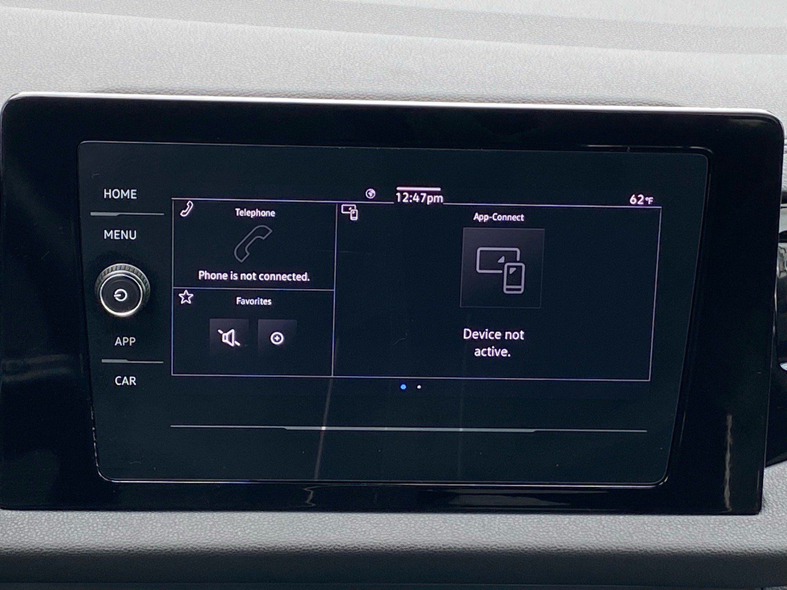 Certified 2025 Volkswagen Jetta Sport FWD image 8