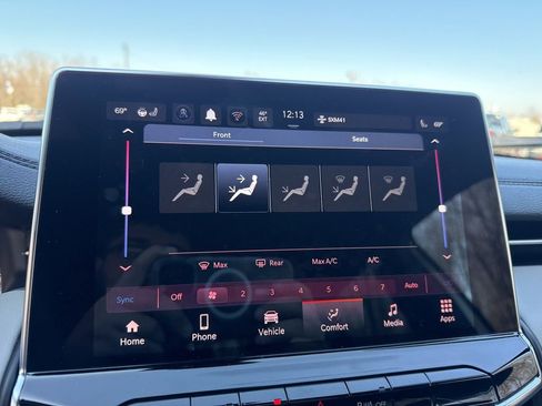 Used 2025 Jeep Compass Limited image 28