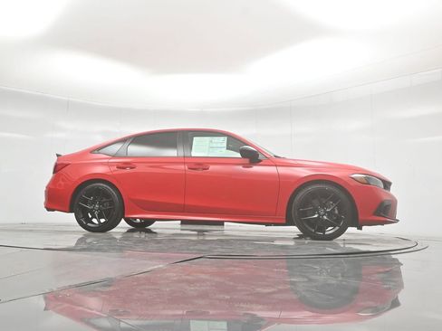 Used 2024 Honda Civic Si image 3
