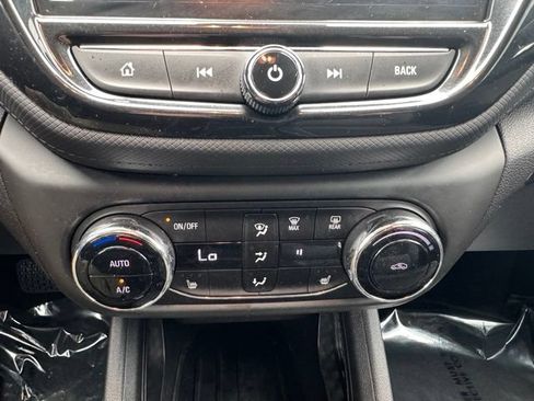 Used 2023 Chevrolet TrailBlazer LT w/ Convenience Package AWD/4WD image 19