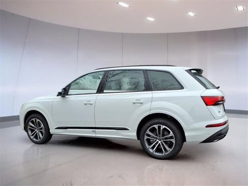 New 2026 Audi Q7 2.0T Premium image 3