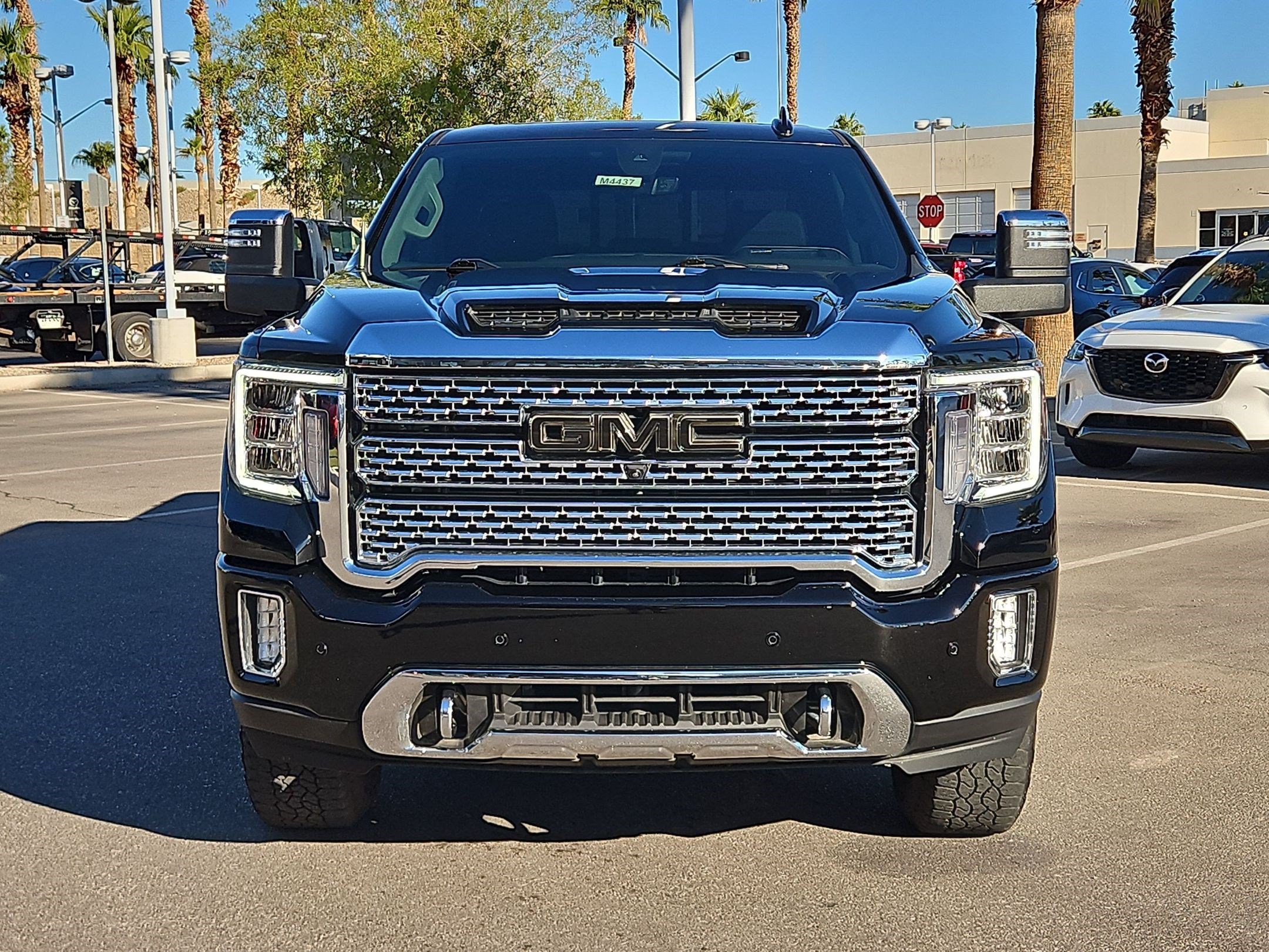 Used 2022 GMC Sierra 2500 Denali w/ Denali Ultimate Package AWD/4WD image 8