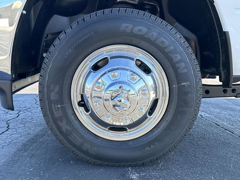 New 2026 RAM 3500 Tradesman image 26