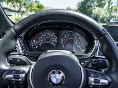 Used 2020 BMW M4 Convertible w/ Competition Package RWD image 66