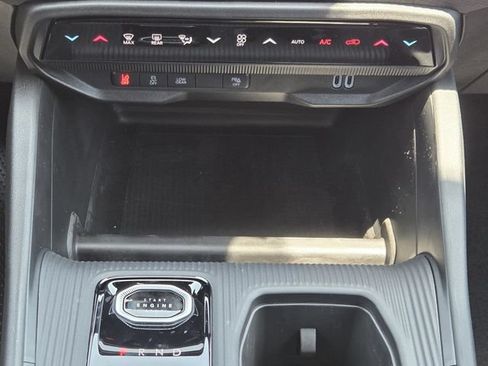 New 2026 Jeep Cherokee Limited AWD/4WD image 15