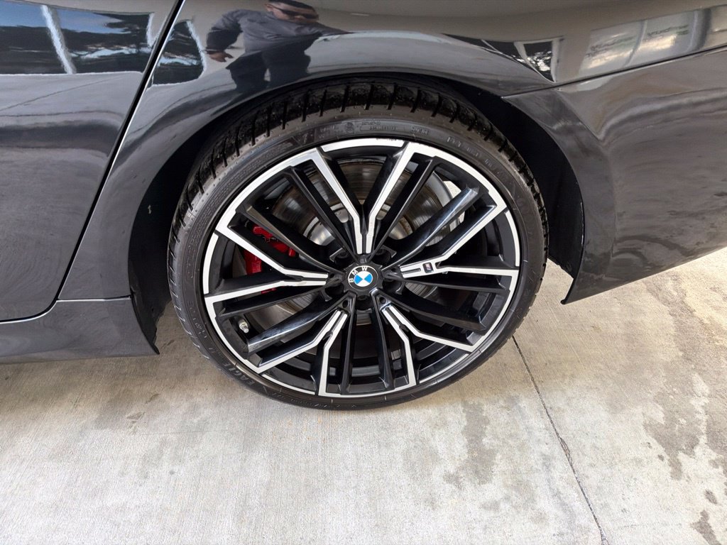 Used 2023 BMW M550i xDrive w/ Executive Package AWD/4WD image 20