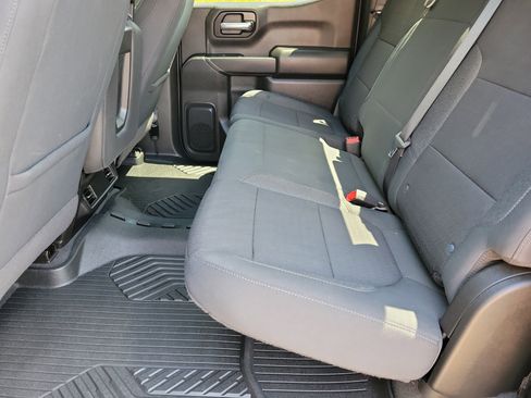 Used 2022 Chevrolet Silverado 1500 Custom Trail Boss w/ Safety Confidence Package image 8