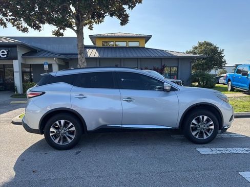 Used 2018 Nissan Murano SV image 8