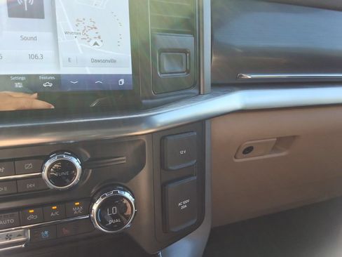 Used 2021 Ford F150 Lariat w/ Equipment Group 502A High AWD/4WD image 37
