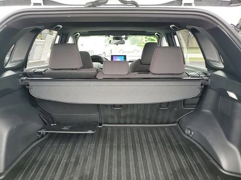 Used 2023 Toyota RAV4 SE image 29