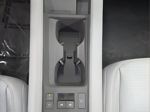 New 2025 Hyundai Ioniq 6 SEL image 14