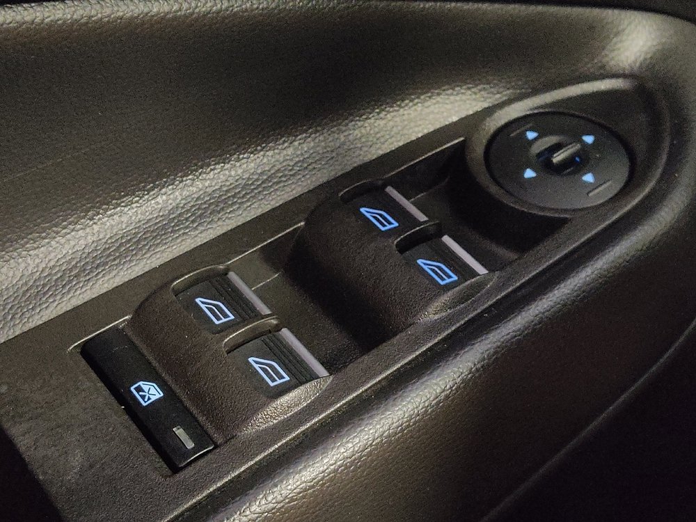 Used 2019 Ford Escape SE FWD image 27