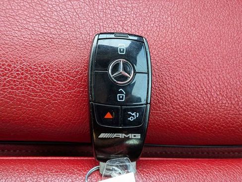 Used 2022 Mercedes-Benz GLA 45 AMG 4MATIC w/ Parking Assistance Package image 30
