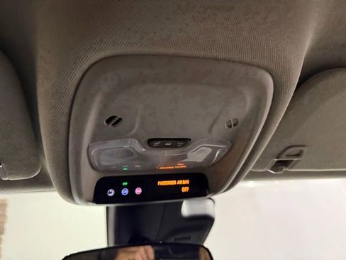 Used 2025 Buick Encore GX Preferred image 29