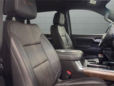 Used 2022 Chevrolet Silverado 1500 High Country image 29