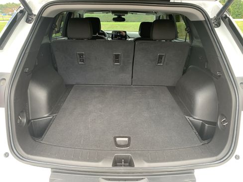 Used 2023 Chevrolet Blazer LT w/ Convenience Package FWD image 38