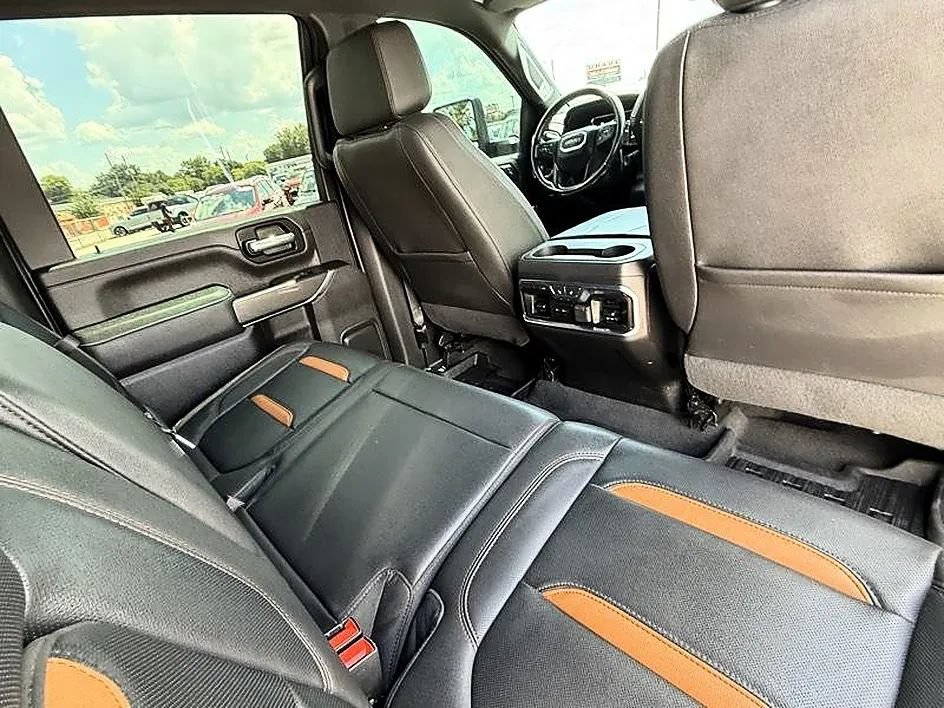 Used 2023 GMC Sierra 2500 AT4 w/ AT4 Premium Plus Package AWD/4WD image 31