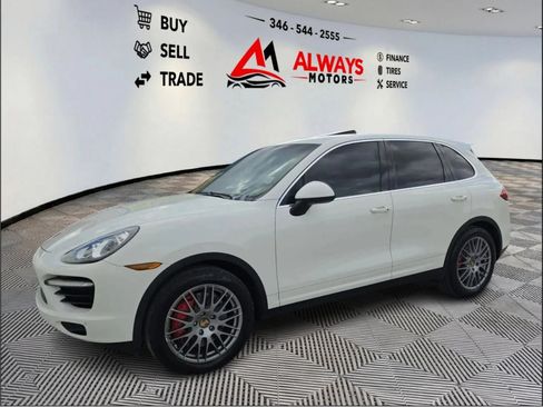 Used 2011 Porsche Cayenne Turbo AWD/4WD image 2