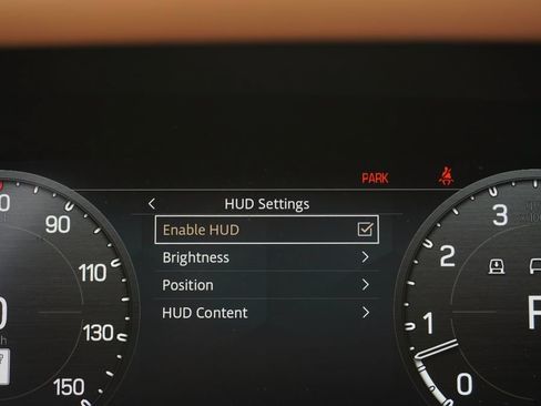 Used 2026 Land Rover Defender 130 X-Dynamic SE AWD/4WD image 19