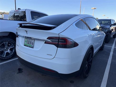 Used 2018 Tesla Model X 100D image 5