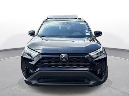 Used 2024 Toyota RAV4 XLE w/ Convenience Package image 4