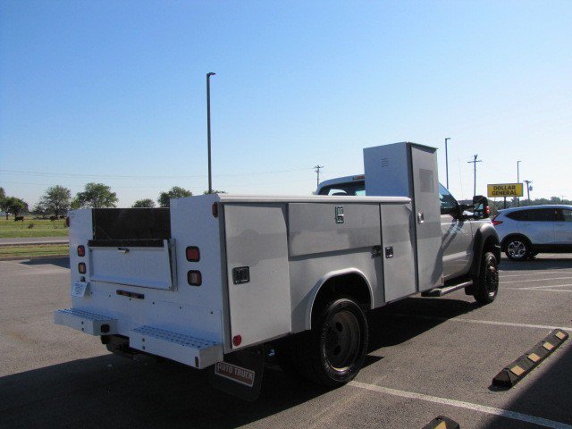 Used 2014 Ford F450 XL w/ Power Equipment Group RWD image 2