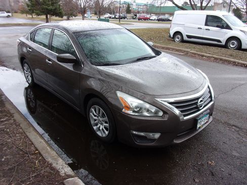 Used 2015 Nissan Altima 2.5 S w/ Power Driver Seat Package image 6