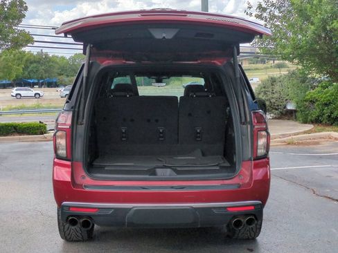 Used 2021 Chevrolet Tahoe Premier w/ Premium Package image 6