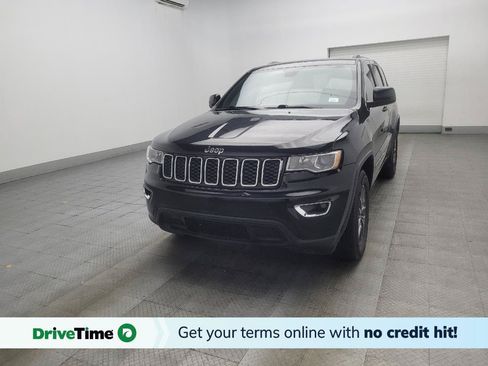 Used 2020 Jeep Grand Cherokee Laredo w/ 18" Wheel & 8.4" Radio Group AWD/4WD image 1