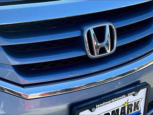 Used 2024 Volkswagen Atlas Cross Sport SEL R-Line AWD/4WD image 30