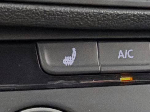 Used 2024 Volkswagen Jetta Sport FWD image 19
