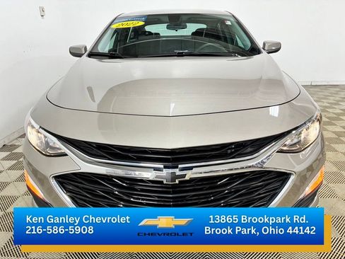 Certified 2022 Chevrolet Malibu RS FWD image 2