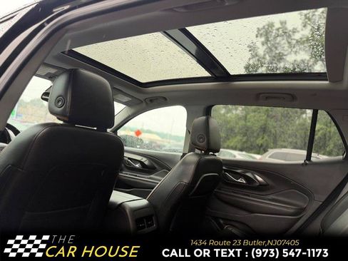 Used 2022 GMC Terrain AT4 w/ Tech Package AWD/4WD image 19