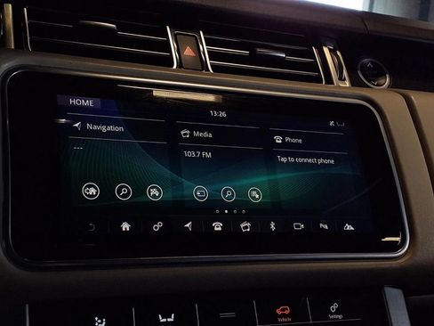 Used 2018 Land Rover Range Rover Supercharged AWD/4WD image 19