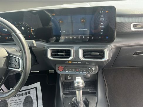 Used 2024 Ford Mustang Premium image 10