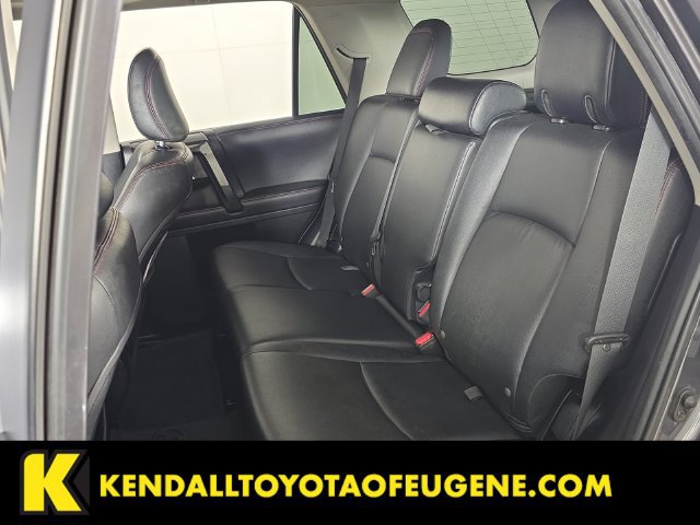 Used 2017 Toyota 4Runner TRD Off-Road Premium AWD/4WD image 29