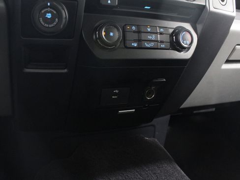 Used 2016 Ford F150 XLT w/ Equipment Group 301A Mid image 15