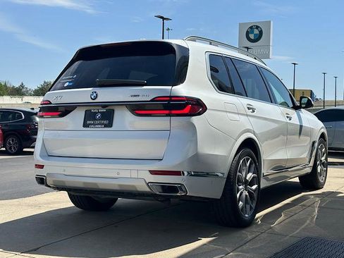 Certified 2026 BMW X7 xDrive40i w/ Premium Package AWD/4WD image 10