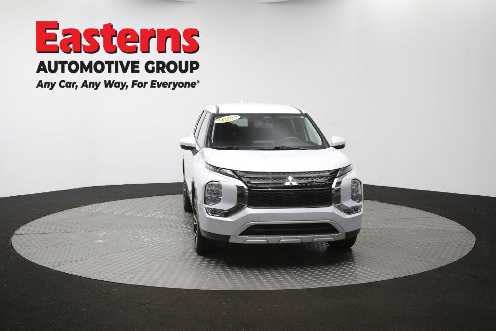 Used 2024 Mitsubishi Outlander SE FWD image 55