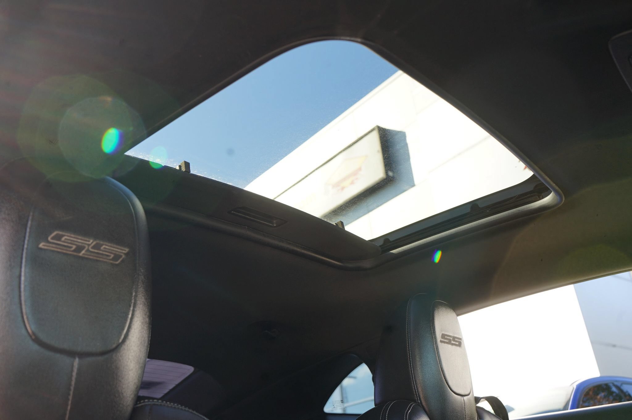 Used 2014 Chevrolet Camaro SS RWD image 12
