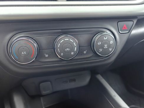 Used 2024 Chevrolet Trax RS w/ Driver Confidence Package image 15