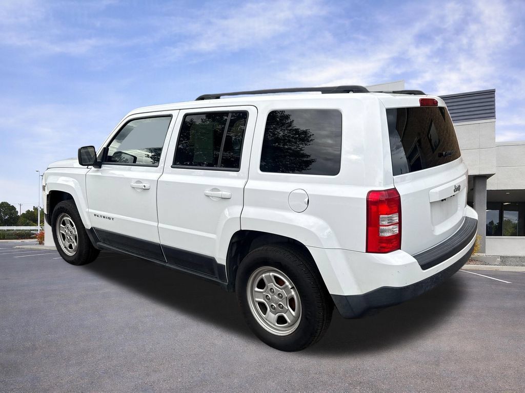 Used 2015 Jeep Patriot Sport w/ Power Value Group FWD image 6