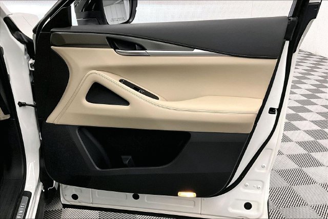 Used 2024 INFINITI QX60 Luxe AWD/4WD image 21