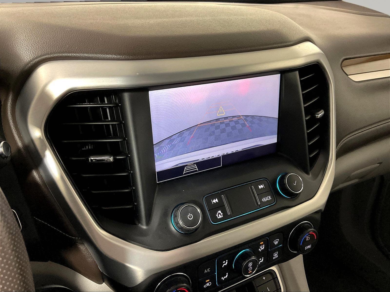 Used 2021 GMC Acadia SLE FWD image 14