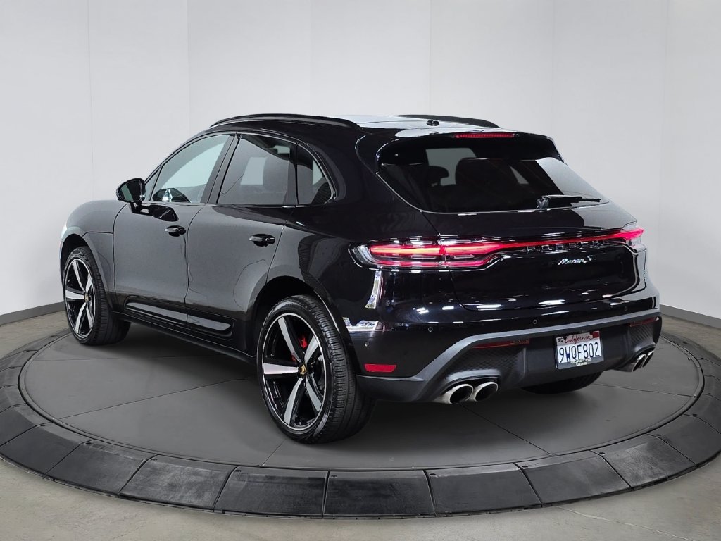 Certified 2026 Porsche Macan S AWD/4WD image 3