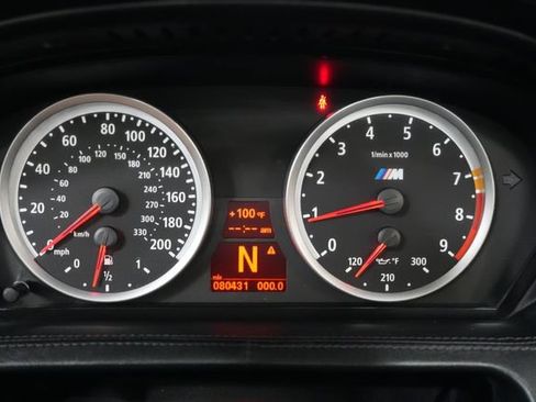Used 2007 BMW M6 Convertible RWD image 23