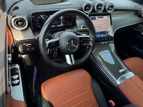 Used 2023 Mercedes-Benz GLC 300 image 26