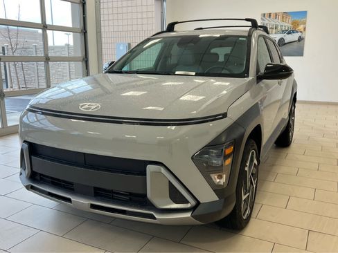 New 2026 Hyundai Kona SEL Premium image 2