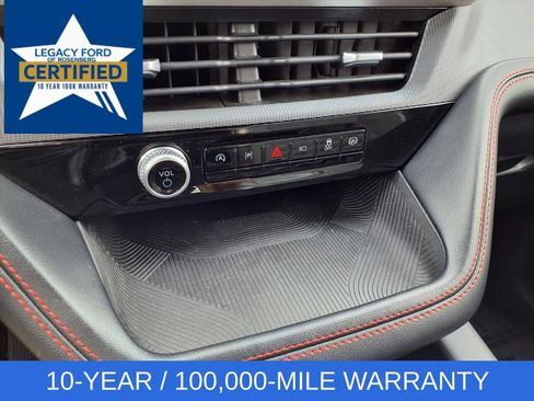 Used 2025 Ford Explorer ST-Line image 21