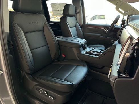 New 2026 GMC Sierra 2500 Denali w/ Denali Reserve Package image 16